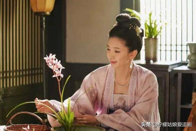 柠檬爱追剧公众号:如果白滚滚考试不及格，帝君会怎么做？