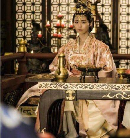 朱翊钧:明神宗朱翊钧的母亲怎么死的？