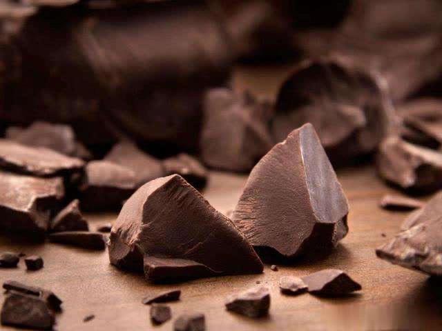 明治巧克力怎么样，巧克力的分类有哪些哪种味道好