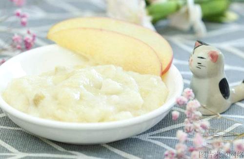 婴儿奶糕:婴儿奶糕怎么做 一百天的宝宝可以吃什么辅食？