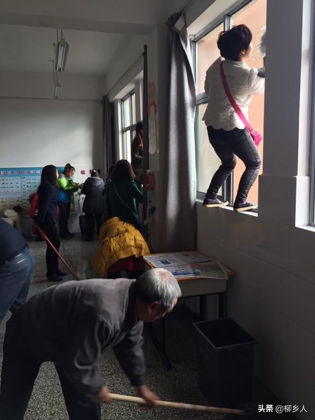 家长<a href=https://maguai.com/personal/ target=_blank class=infotextkey><a href=https://maguai.com/group/ target=_blank class=infotextkey><a href=https://maguai.com/personal/ target=_blank class=infotextkey><a href=https://maguai.com/group/ target=_blank class=infotextkey>微信群</a></a></a></a>的作用:如何看待现在的老师建立家长<a href=https://maguai.com/personal/ target=_blank class=infotextkey><a href=https://maguai.com/group/ target=_blank class=infotextkey><a href=https://maguai.com/personal/ target=_blank class=infotextkey><a href=https://maguai.com/group/ target=_blank class=infotextkey>微信群</a></a></a></a>来督促孩子做作业？