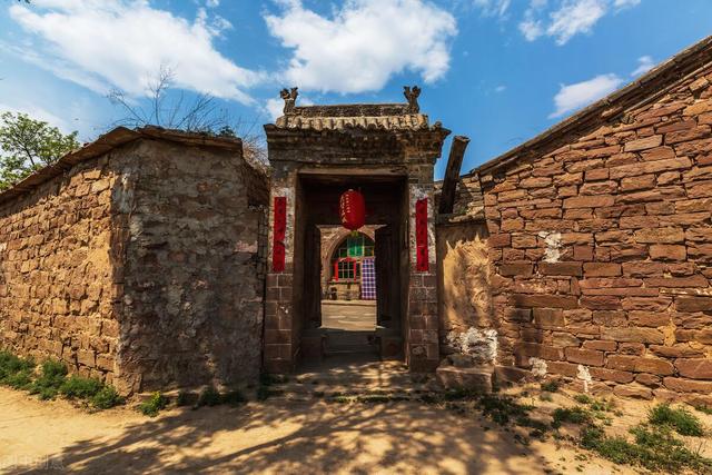 在陕西有一条最美的“沿黄观光路”，风景美，景点多，不知道你走过吗？有什么感受？
