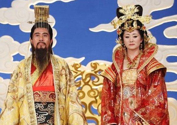 为什么玉皇大帝和王母娘娘生了7个女儿,却不允许其他神仙生孩子？