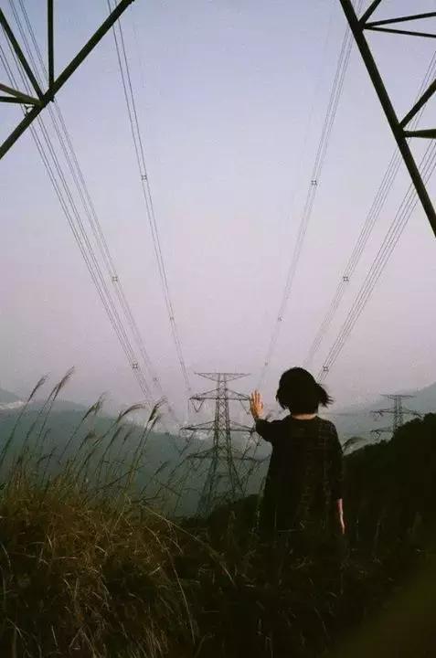 晚安说说语录190218：你要把温柔跟可爱藏起来，留给值得和喜欢的人