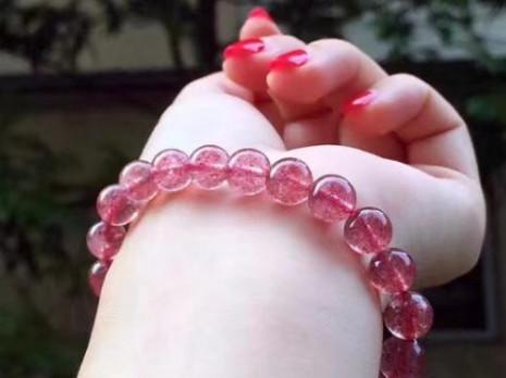 玉的功效与作用佩戴禁忌,佩戴珠宝有哪些好处和坏处？