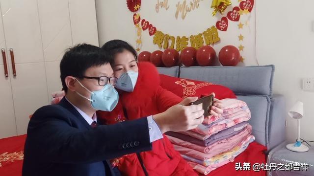 <a href=https://maguai.com/list/256-0-0.html target=_blank class=infotextkey>朋友圈</a>专用图:能不能分享几张抗疫题材的照片？