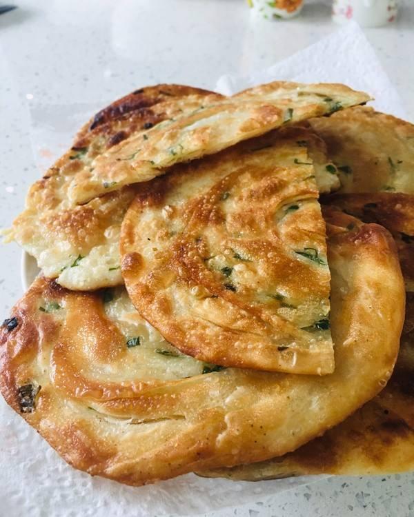 头条问答 葱油饼要加碱吗 23个回答
