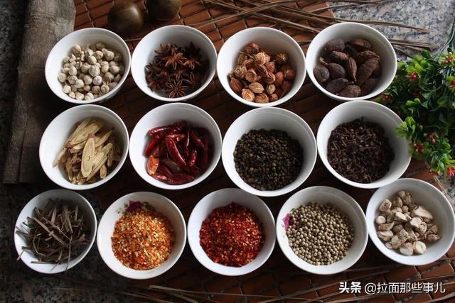 牛骨:牛骨的功效与作用 牛骨汤最忌讳放什么香料？