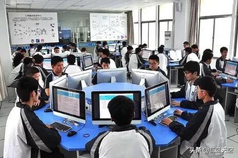 计算机基础课程都包括哪些课程？