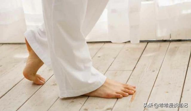 足部保养图片:足部保养最好方法 怎样让自己的脚好看怎么保养？