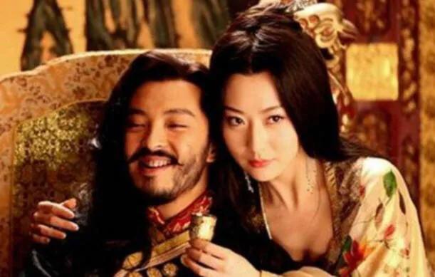 隋朝萧皇后复原照片:皇后戴的“凤冠”到底是什么样子的各个朝代皇后的凤冠有什么区别