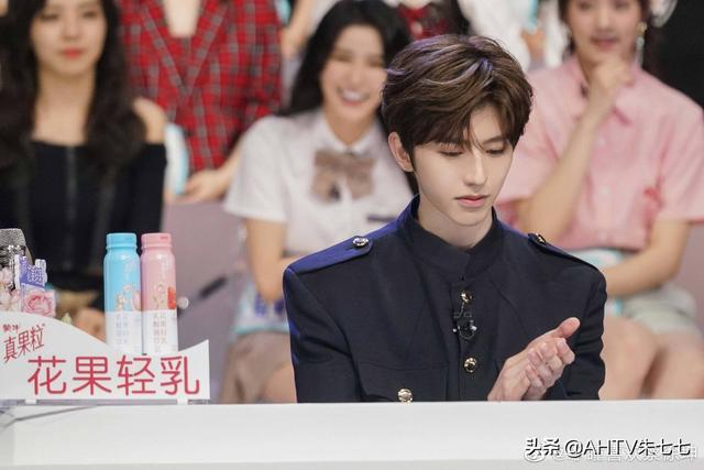 林小宅男友回应:《青春有你2》会成为像18年《创造101》一样的爆款综艺吗？
