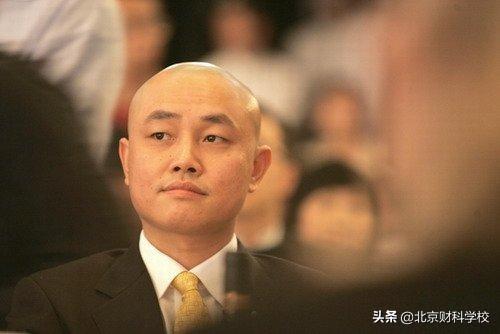 黄光裕是谁:国美电器创始人黄光裕出狱，会不会给网络电商平台带来新的变革？