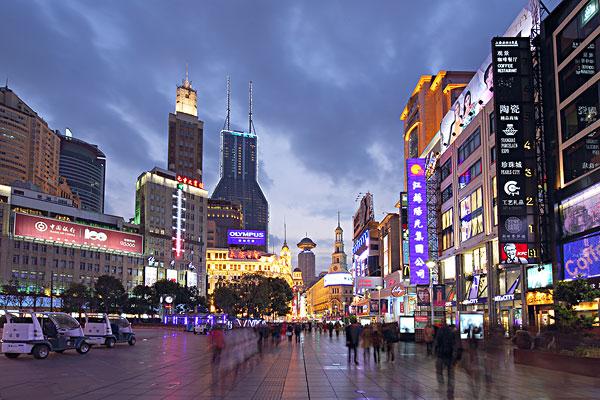 上海最值得去的地方，本打算带家人去上海玩，现在去不了，有哪些地方可推荐先了解下