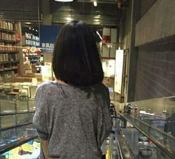 公共场合不雅照:优衣库迪卡农后又现宜家女，宜家已对不雅视频事件报警，如何评价