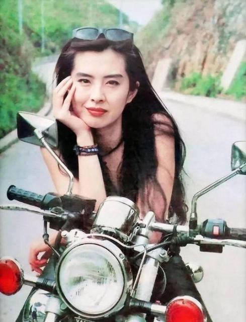 王祖贤真的有人们说的那样漂亮么,大家怎么认为呢？