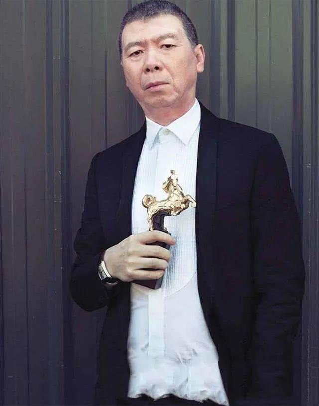 天云山传奇导演:冯小刚，张艺谋的导演水平能超越谢晋吗？