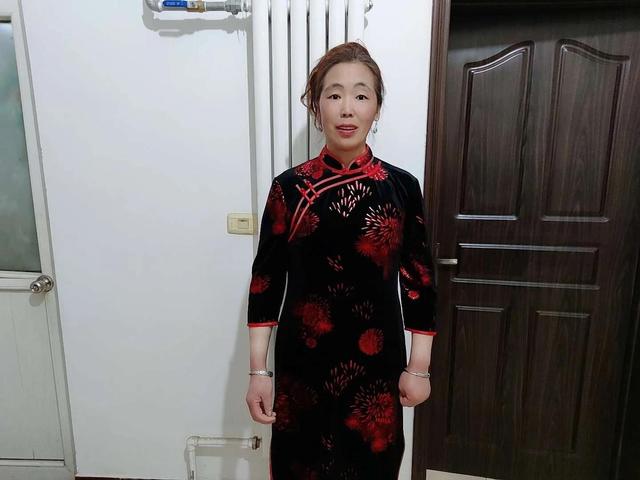 如果自媒体号有一万粉丝,每月能赚多少钱？为什么？