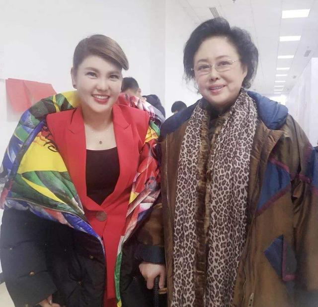 乌兰托娅简介:蒙古族的优秀歌手有哪些？