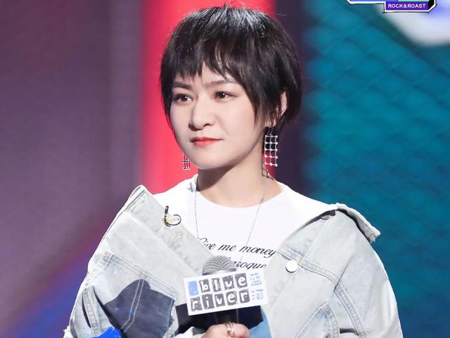 欧阳超:如何看待罗永浩加入第三季《脱口秀大会》