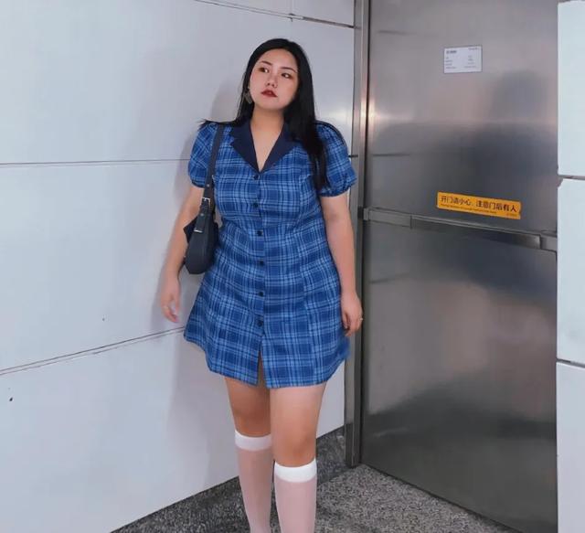 维密签约大码模特:有适合胖女孩的仙女裙推荐吗？