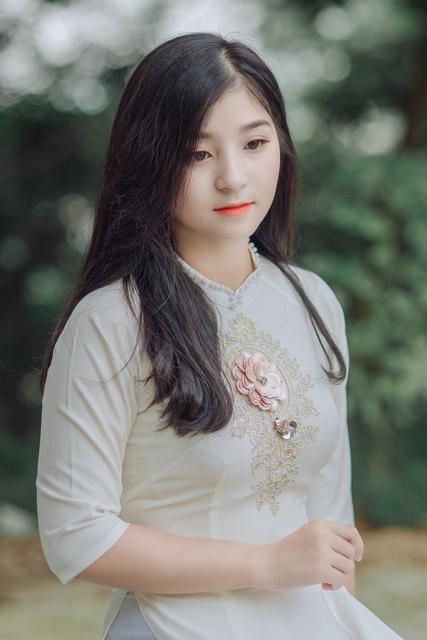 吉克隽逸否认恋爱:如何看待胡歌又被爆料结婚,公司却发声否认：绝无此事？
