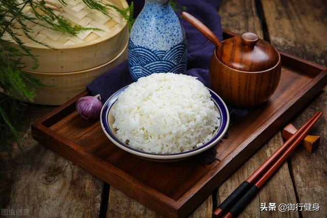 减肥每天吃多少主食合适？