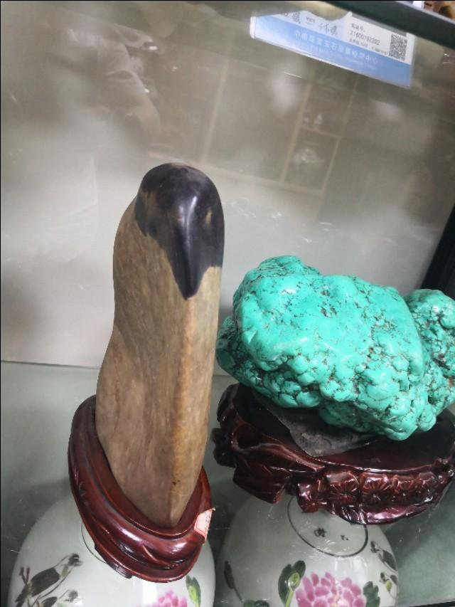 宝玉石价格怎么查,怎样鉴别石头有没有价值？