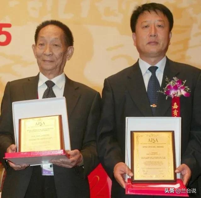 袁花花经常陪袁隆平听报告:袁隆平院士究竟是哪里人？户籍、贯籍和祖籍有哪些差异？