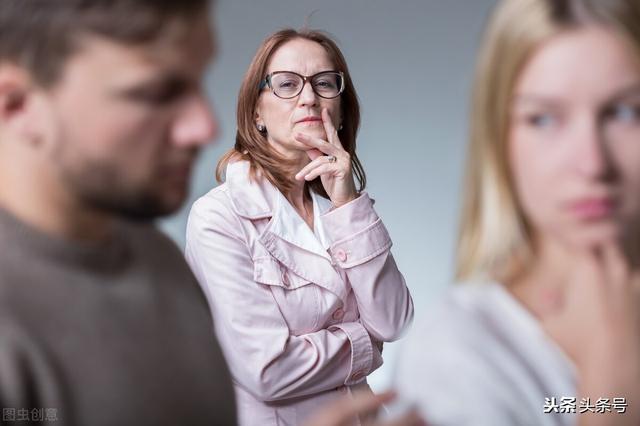 何超英年轻时候的图片:年轻时候当恶婆婆的女人，晚景都有多凄凉？