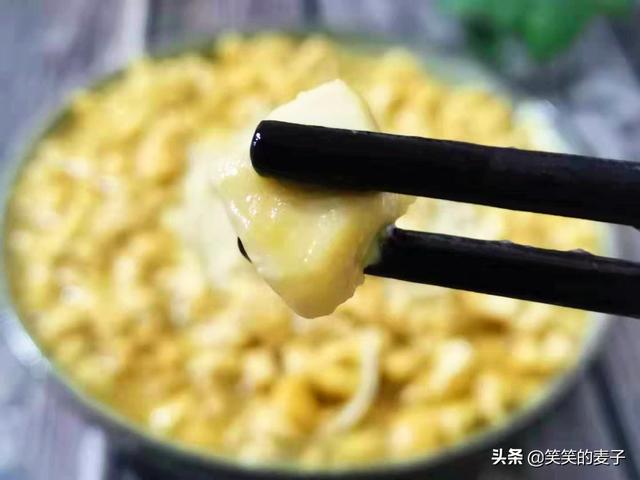 减肥鸡胸肉怎么做，减肥期间为什么提倡吃鸡胸肉鸡腿不可以吗