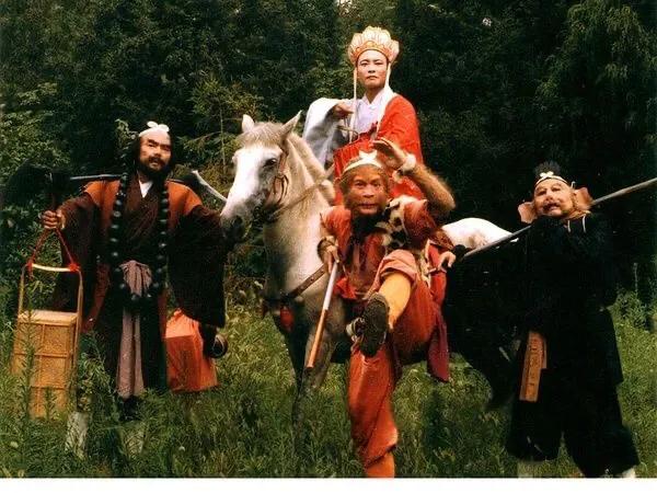 唐僧去西天取经去时特别艰难漫长为什么回来的时候顺利而且快