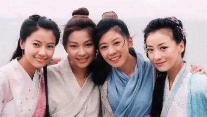 《倚天屠龙记》里风云月三使组合武力如何？