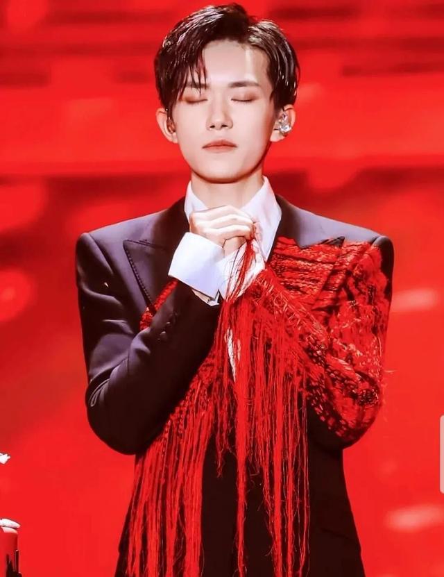 玖月晞否认抄袭:只是“共通的思考”！玖月晞否认《少年的你》抄袭：反抄袭过度了