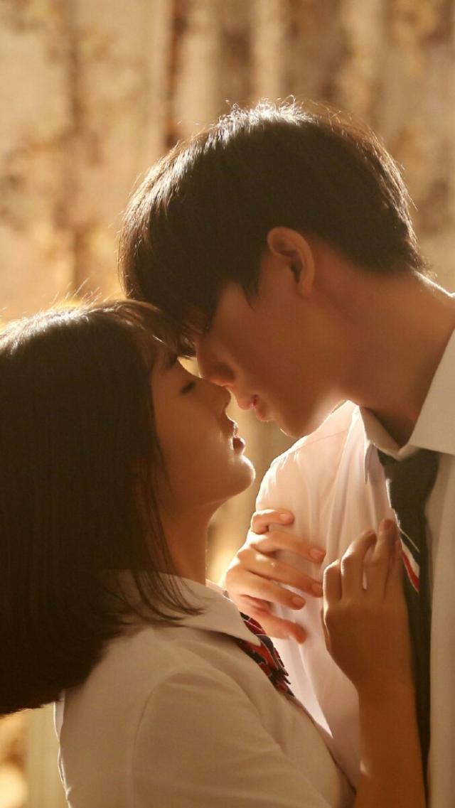 李宏毅在你眼中是个什么样的人呢，你喜欢他吗？