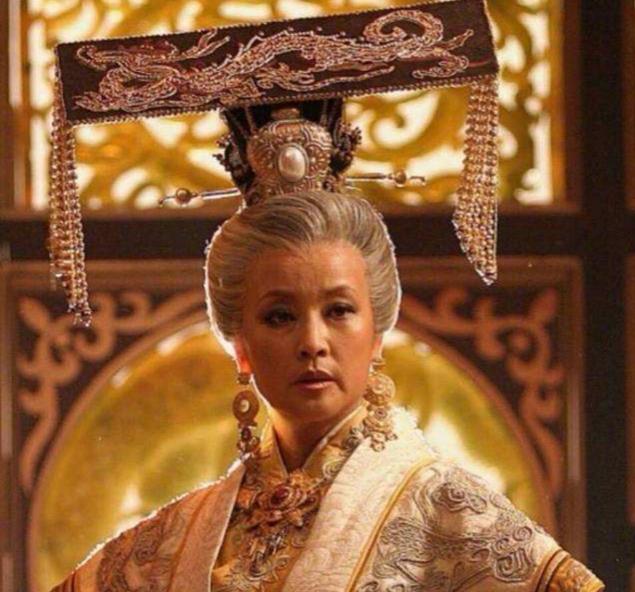 如何看待武则天在位21年中的所作所为？