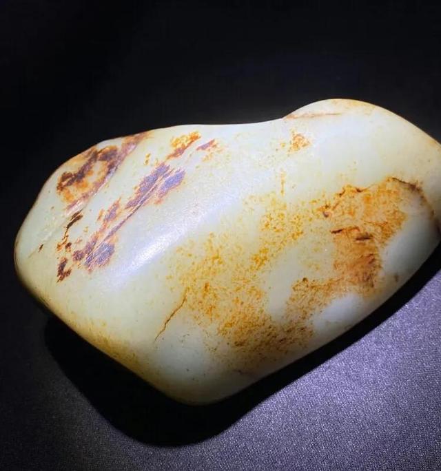 玉石产地在哪里,中国的玉都是在哪个城市？