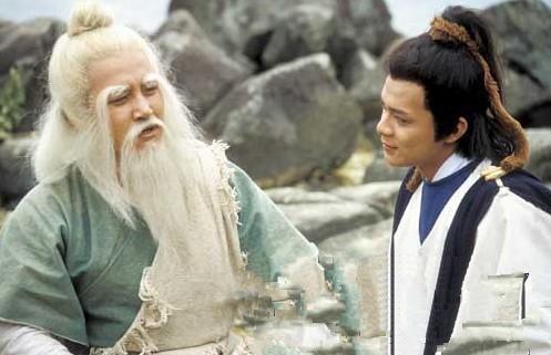 郭静图片:降龙十八掌不是只能传给丐帮帮主吗为啥洪七公可以随意传给郭靖