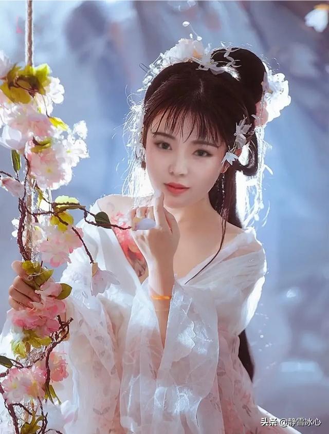 夫妻之间谁都不想理谁,怎么办？