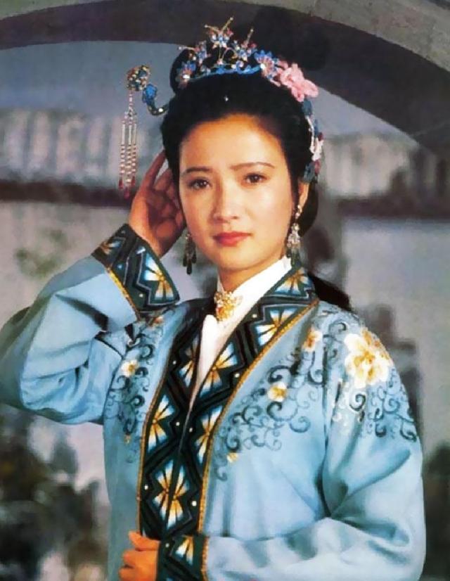 李师师扮演者:图中的女演员扮演者是谁？