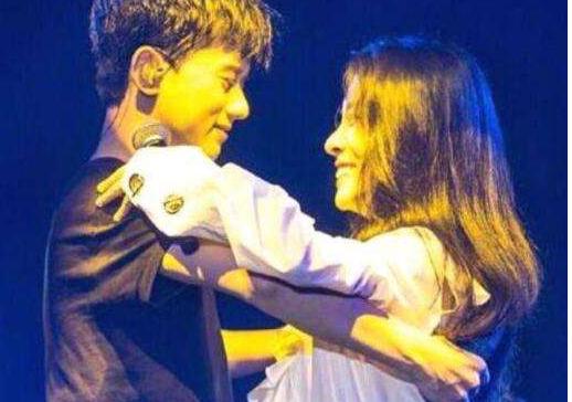 唐笑结婚:为什么说张杰每次演唱会前就有各种花边新闻炒作？