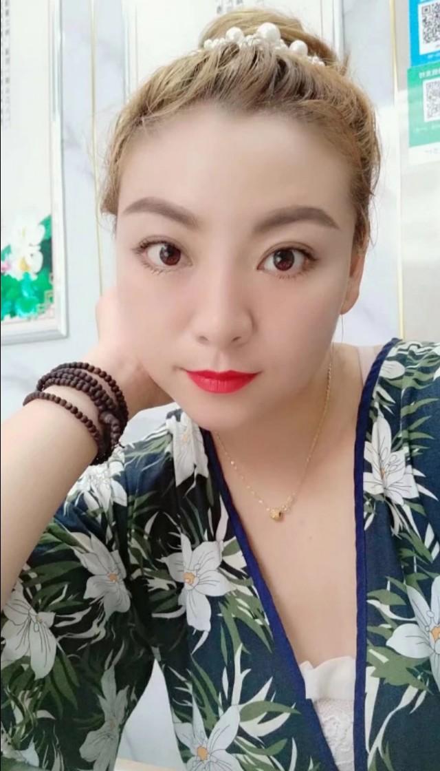 康康老婆:老婆和小孩不跟我回老家过年，我一个人有必要回去吗？