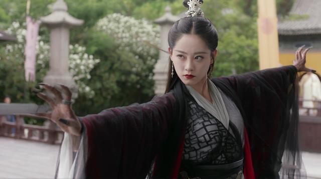 小龙女彤彤图片:好爸爸人设的背后，你真以为张碧晨未婚生女这事这么单纯吗？