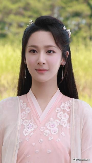 熊黛林整容前:各位怎么看明星或演员整容？