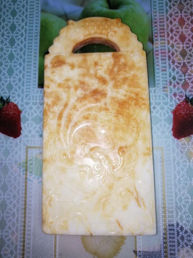 玉器价格鉴定,怎样评估一块古玉牌的价值？