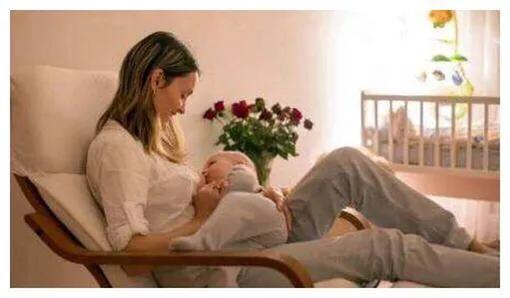 比伯吸奶门:有没有宝妈哺乳期喂奶喂到崩溃的？都是怎么缓解的？