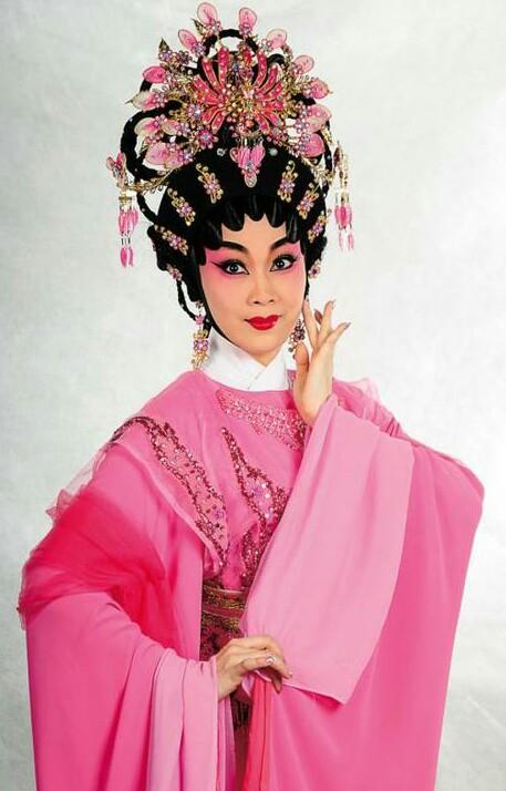 粤剧红线女:粤剧名曲有哪些好听的粤剧名曲20首推荐？