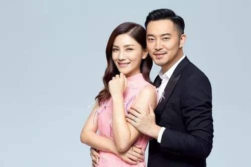 关悦比佟大为大多少岁:在演艺圈里离婚几率最小的夫妻有哪些？为什么？