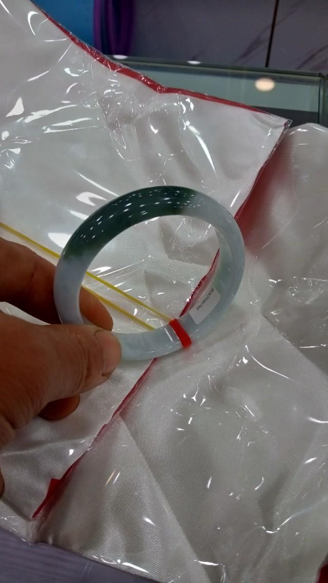 手镯54适合多少斤戴,一般人戴手镯需要多少圈号？