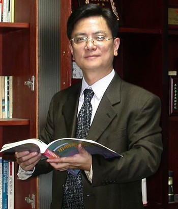 韦慧晓:女生应该上一本大学还是去军校
